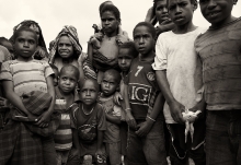 Dzieci z Hitugi-PAPUA -...
