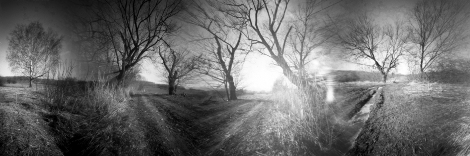 ijon_cor - . Kilkuotworkowa camera obscura na film średnioformatowy, RPX 100 R09 1+25, 4 min.. Zdjęcie 312536