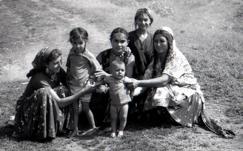 jakabtibor - Gypsy women group. . Zdjęcie 51305