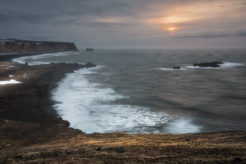 jaskjan - Dyrhólaey Coast. . Zdjęcie 333491