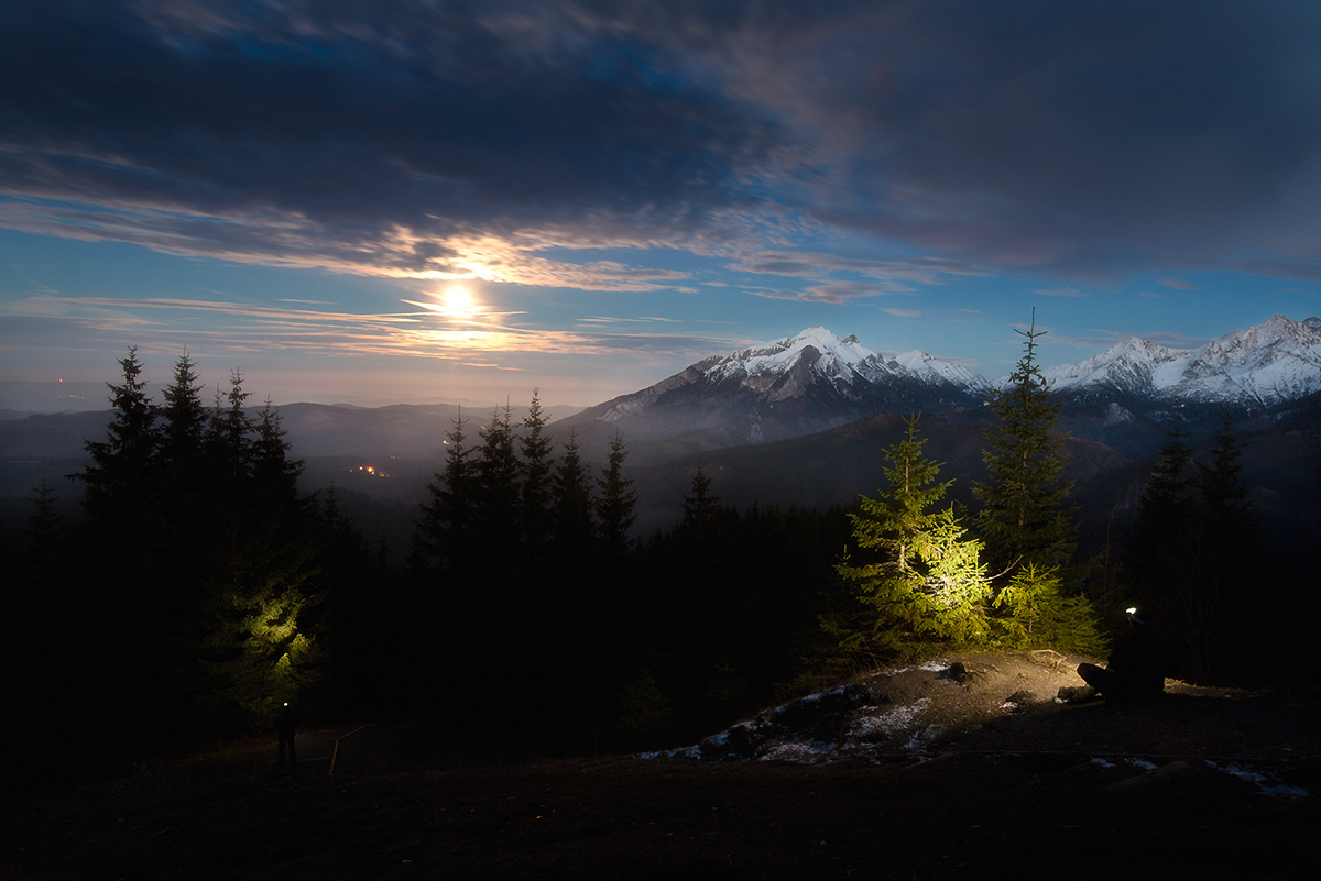 w świetle księżyca