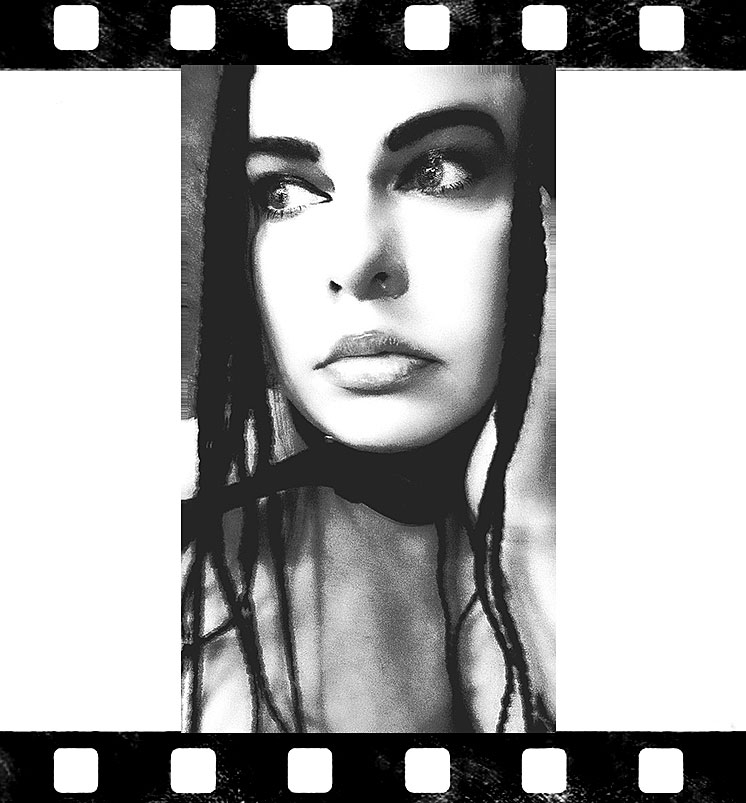 nowikowa - Delta 3200. https://www.youtube.com/watch?v=Q_AYSf9a1Yk&list=RDQ_AYSf9a1Yk&start_radio=1. Zdjęcie 334044