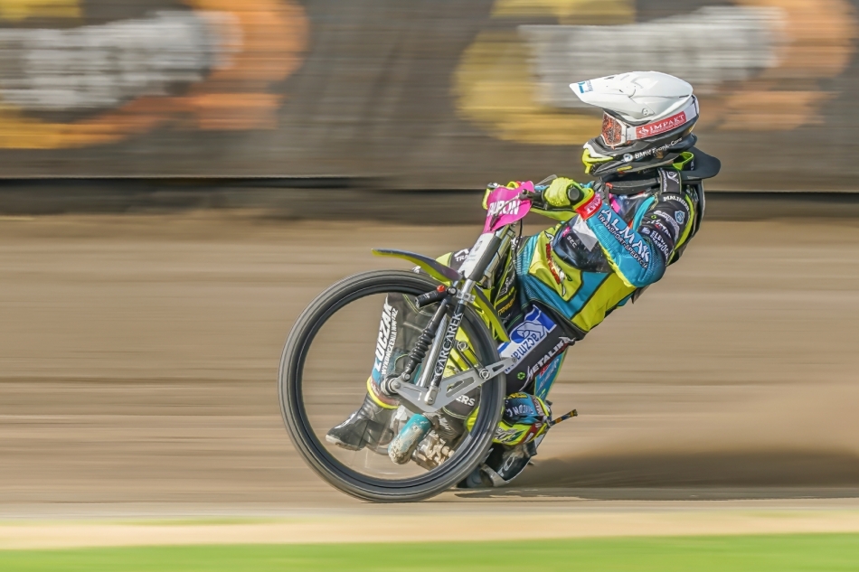 amigamedia - SuuuuNieeemy.. Speedway Euro Championship Sony ILCE-7M3+Sony SEL200600G FE 200-600mm f/5.6-6.3 G OSS. Przysłona: f/10,0; Czas ekspozycji: 1/100 s; ISO: 100; Ogniskowa: 600 mm.. Zdjęcie 323983