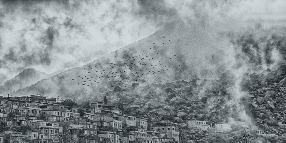 Stado. Mala wioska Aremd u podnozy Toubkala moglaby byc wykorzystana w niejednym thillerze...  Pelny kadr: http://fotoferia.pl/portfolio/pak76/photo/95975. Zdjęcie 95892