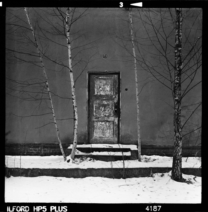 miljo77 - . Киев 60 Волна 3 80/2.8  Gossen Sixtino 2 Ilford HP5+ 400@400 Ilfotec DD-X 1+4 20C 9min. Epson V550. Zdjęcie 215198
