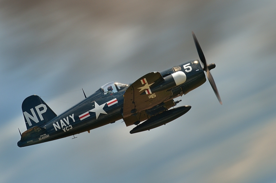 mundi - F4U-5N Corsair. Polecam PE. Zdjęcie 203832