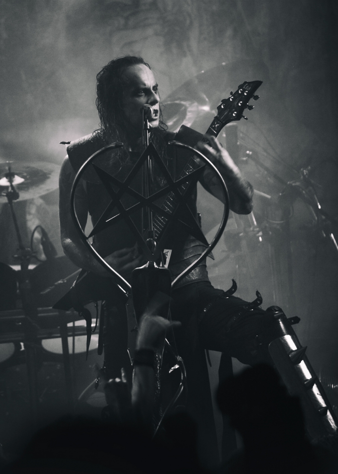 iras - . Nergal Behemoth. Zdjęcie 241602