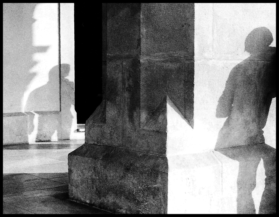 leo - ..pro et contra... Praktica Supert TL Ilford HP5 skan z odbitki. Zdjęcie 106508