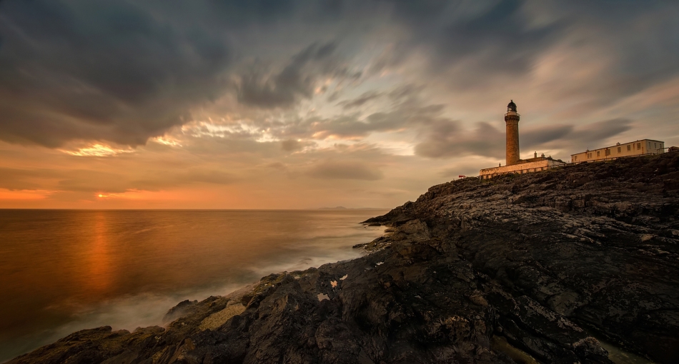 stroop - Ardnamurchan Point. Spostrzegawczy znajdą trąbkę :). Zdjęcie 99645